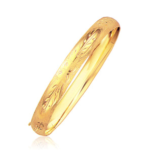 Classic Floral Carved Bangle in 14k Yellow Gold (8.0mm)